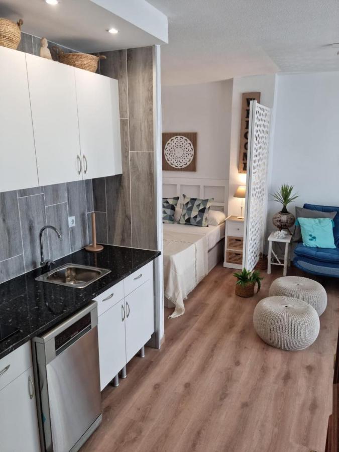 Fuengirola Apartment Carvajal Front Line Primera Linea Eksteriør bilde